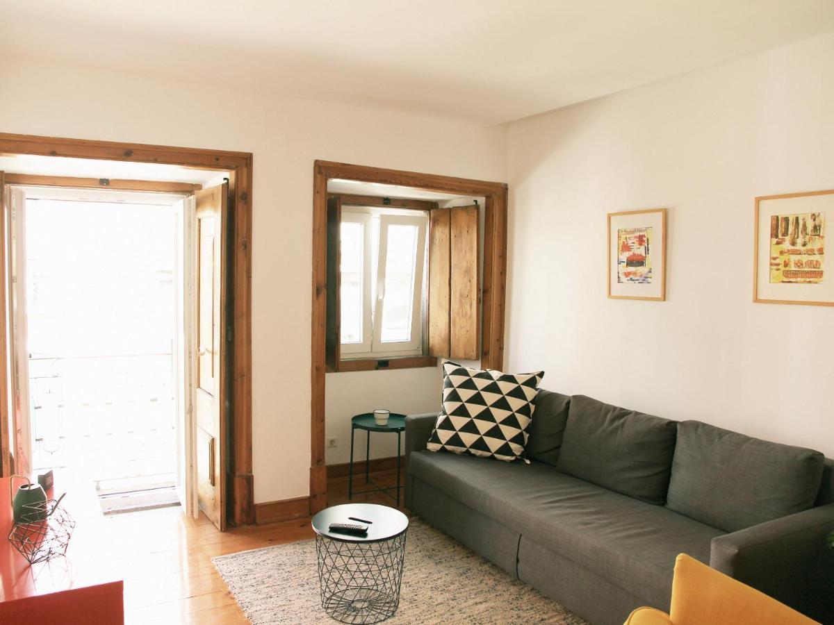 Apartment Typical Portuguese In Sao Bento Lissabon